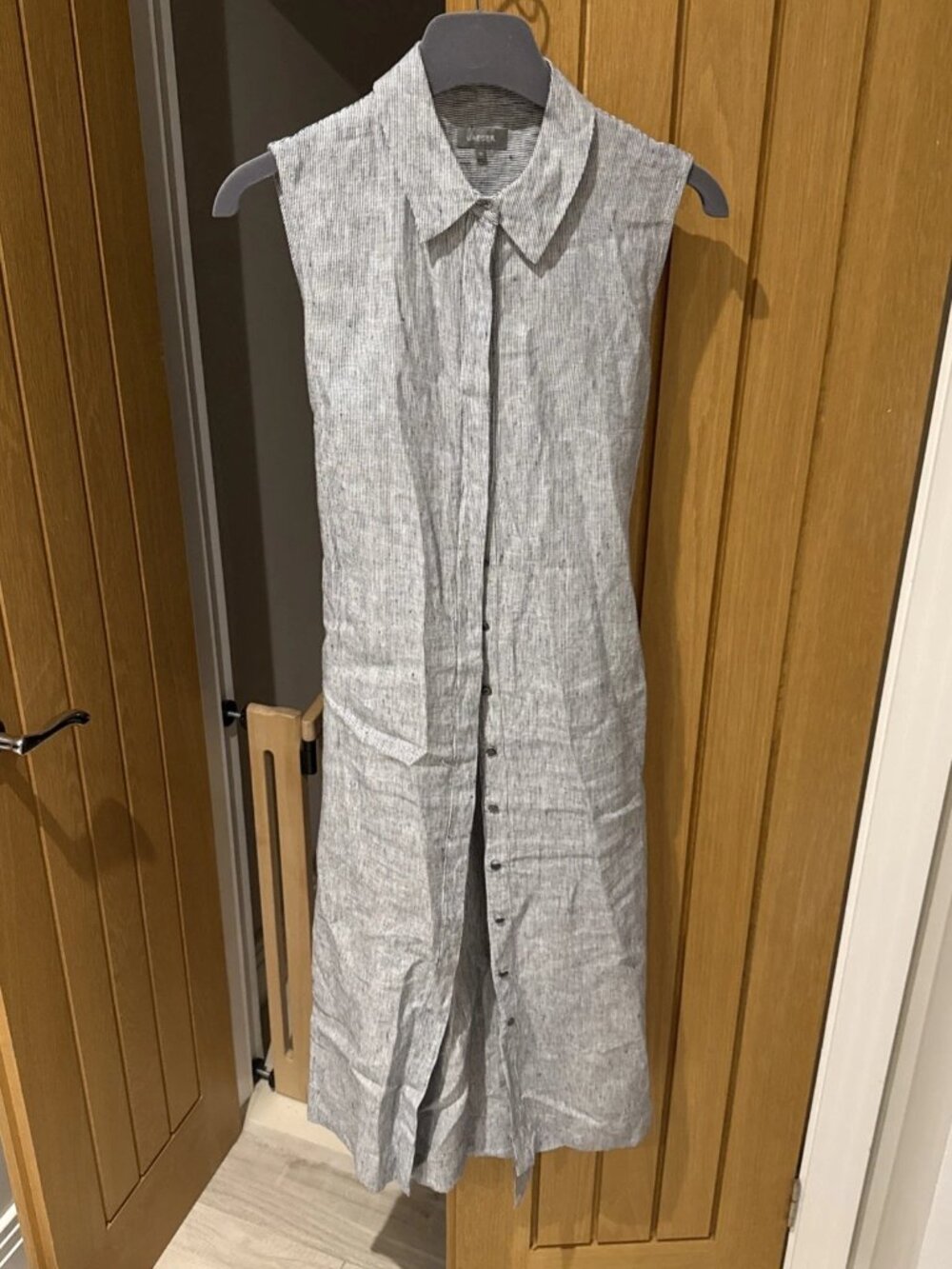 This women's mid-length Jaeger striped dress